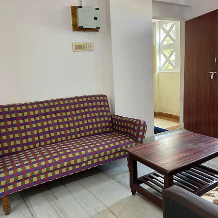 Vasavi Nivas Hotel Tirupati Exterior foto
